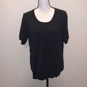Oobe black short sleeve Men’s XL sweater nylon acrylic